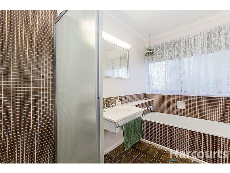 23 Strickland Drive, Wheelers Hill VIC 3150