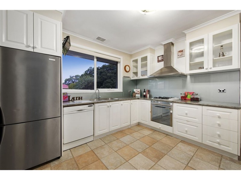 40 Ballantyne Street, Burwood East VIC 3151