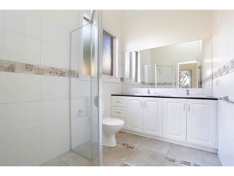 6 Lowen Road, Glen Waverley VIC 3150