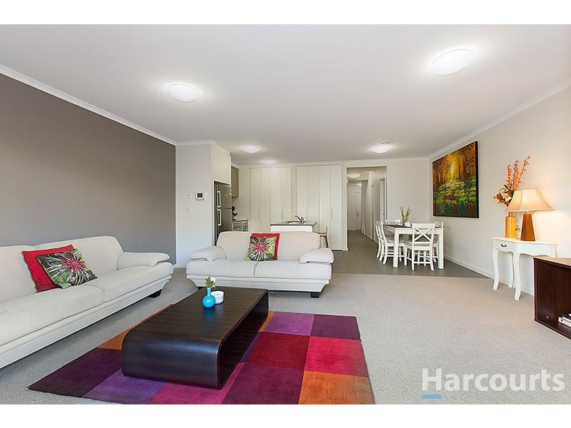 17 Edgbaston Way, Mulgrave VIC 3170