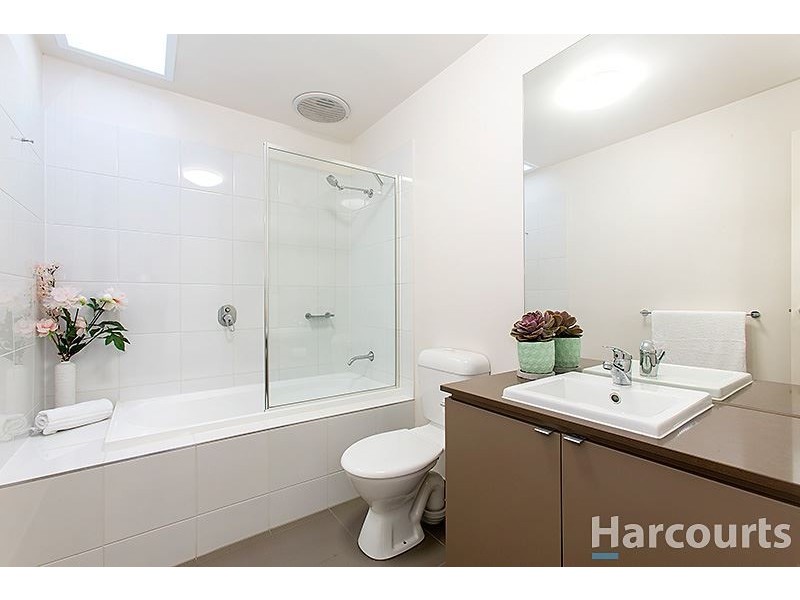 17 Edgbaston Way, Mulgrave VIC 3170