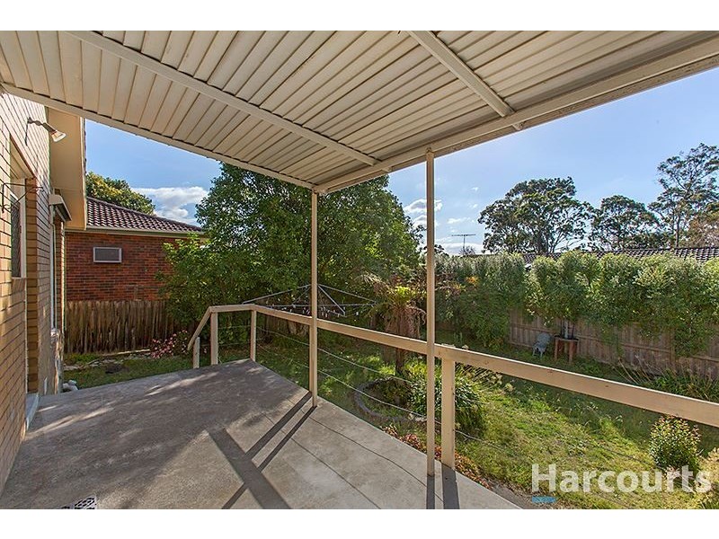 5 Snowden Drive, Glen Waverley VIC 3150