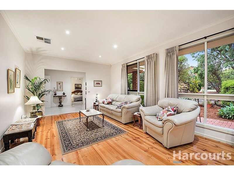 7 Thurza Court, Wheelers Hill VIC 3150