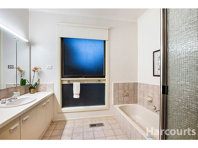 7 Thurza Court, Wheelers Hill VIC 3150