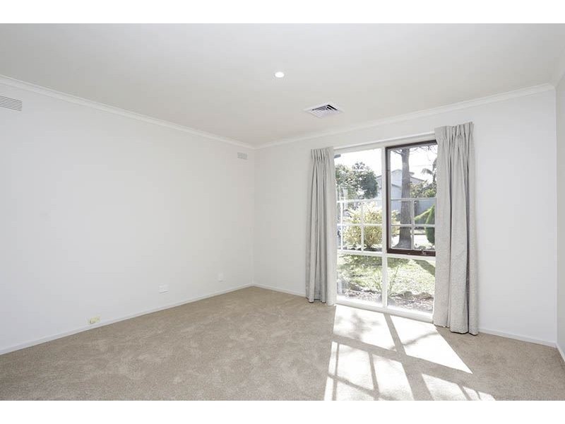 8 Citrus Street, Vermont South VIC 3133