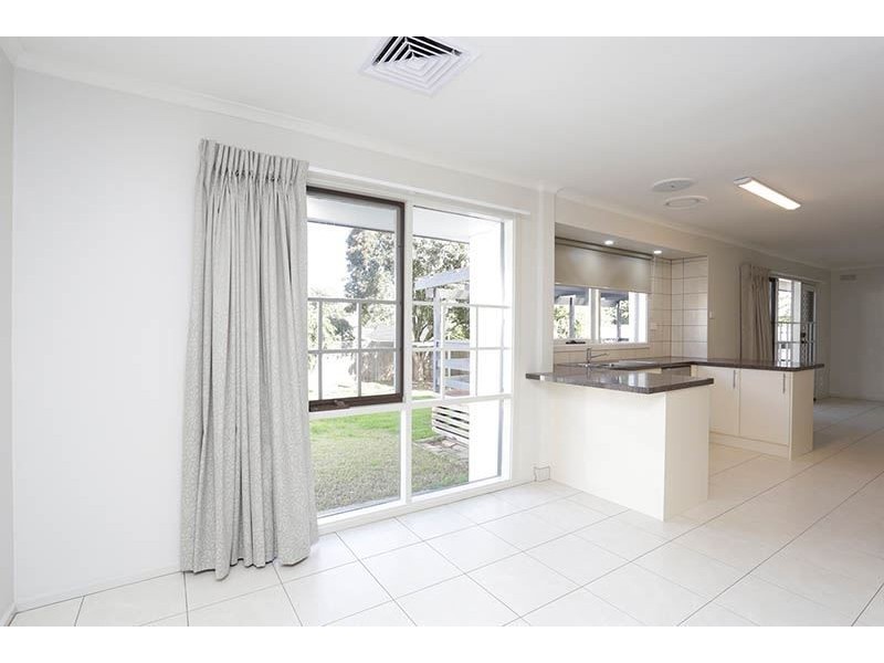 8 Citrus Street, Vermont South VIC 3133