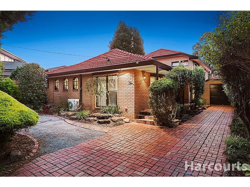 10 Corunna Court, Glen Waverley VIC 3150