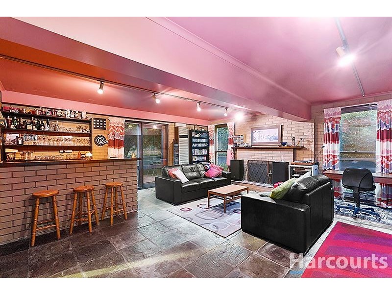 10 Corunna Court, Glen Waverley VIC 3150