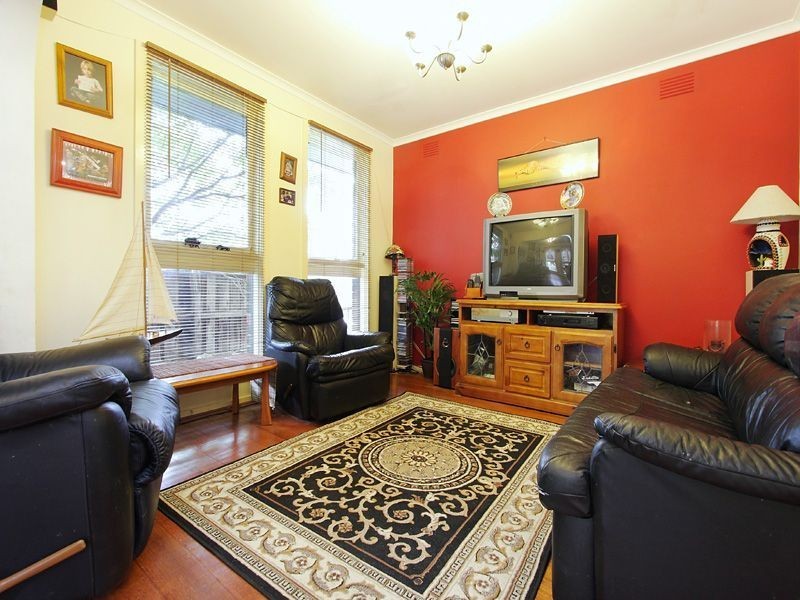 31 King Arthur Drive, Glen Waverley VIC 3150