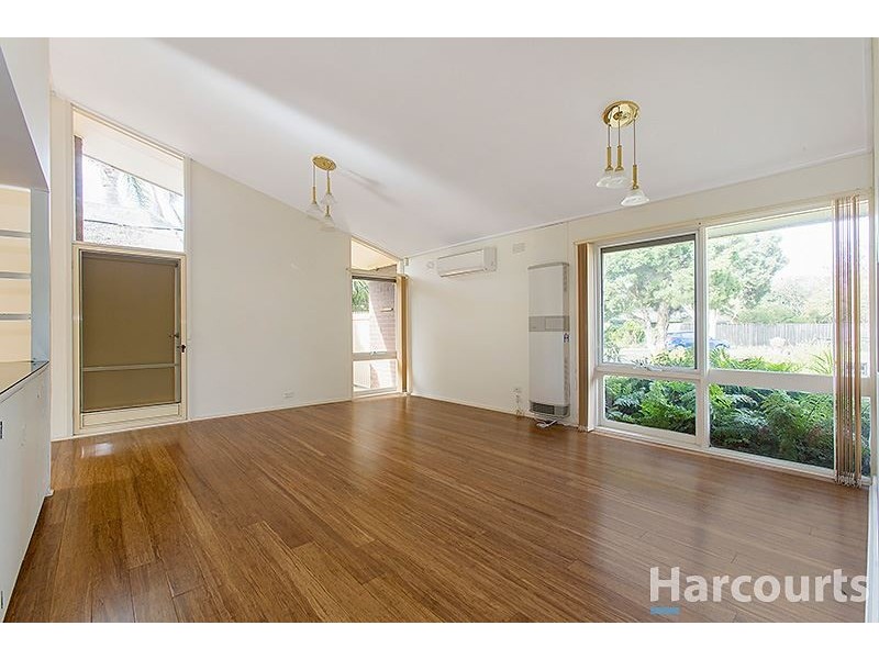 3 Dubbo Court, Glen Waverley VIC 3150