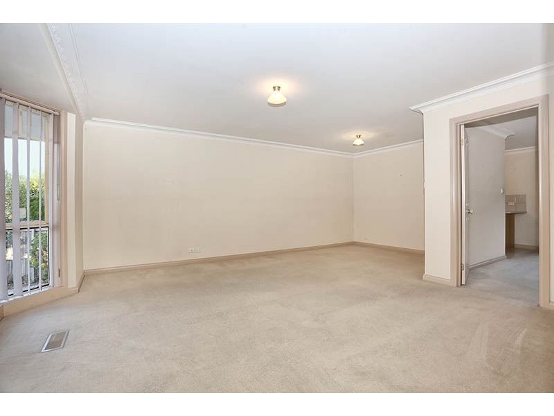 2/32 Danien Street, Glen Waverley VIC 3150