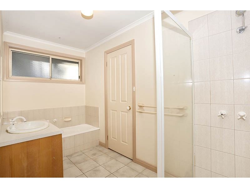 2/32 Danien Street, Glen Waverley VIC 3150