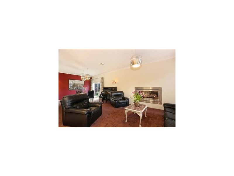 13 Keylana Blvd, Mount Waverley VIC 3149