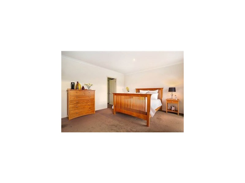 13 Keylana Blvd, Mount Waverley VIC 3149