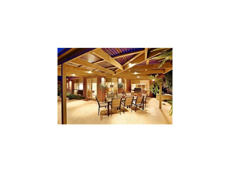 13 Keylana Blvd, Mount Waverley VIC 3149