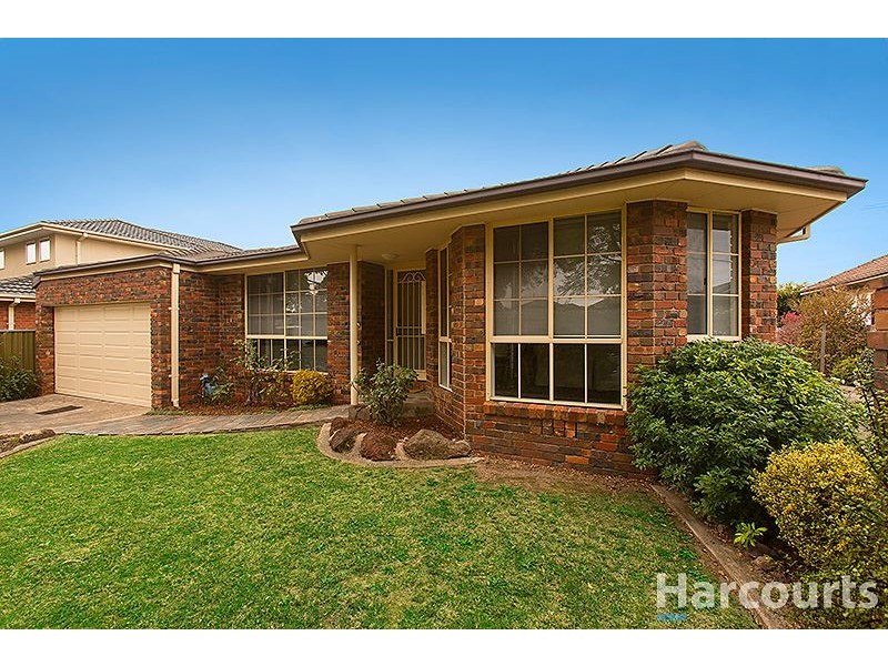 1/4 Myers Avenue, Glen Waverley VIC 3150