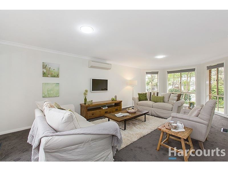 1/4 Myers Avenue, Glen Waverley VIC 3150