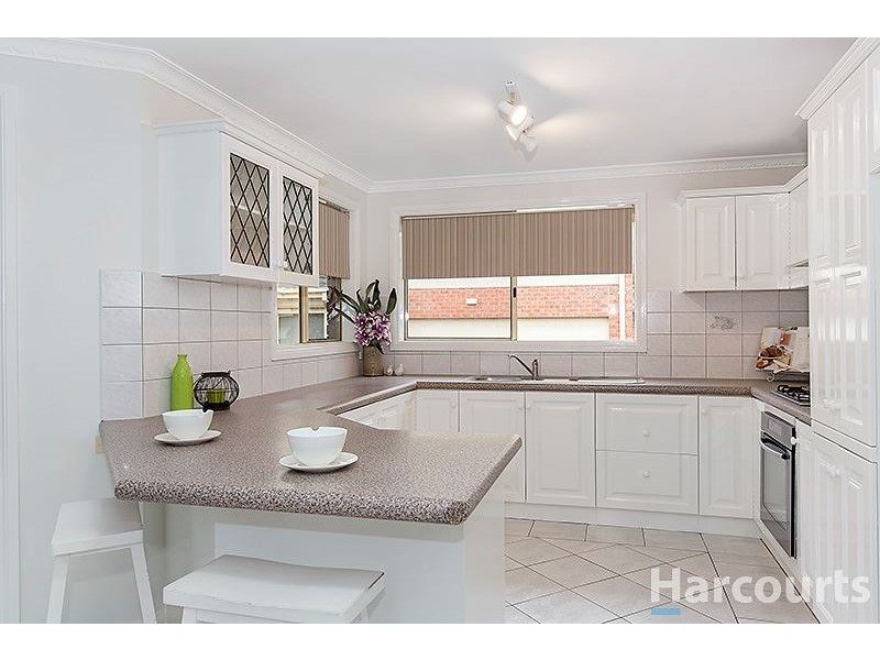 1/4 Myers Avenue, Glen Waverley VIC 3150