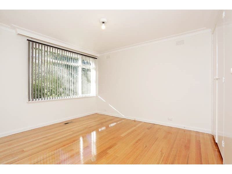 12 Cherry Street, Glen Waverley VIC 3150