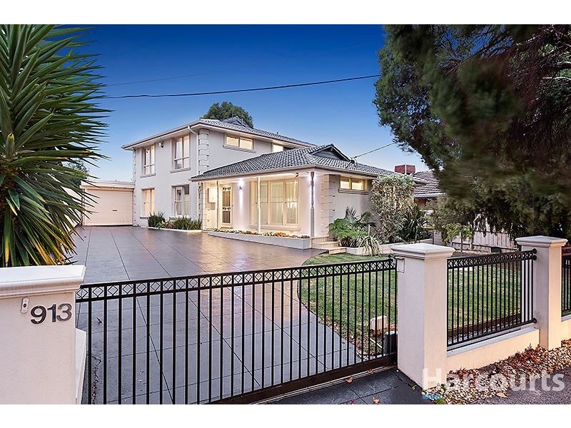 913 High Street Road, Glen Waverley VIC 3150
