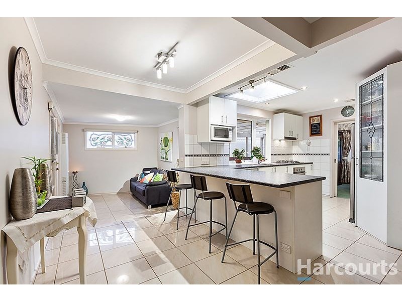 913 High Street Road, Glen Waverley VIC 3150