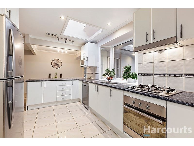 913 High Street Road, Glen Waverley VIC 3150