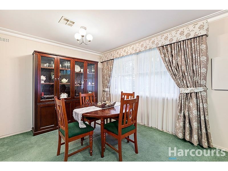 913 High Street Road, Glen Waverley VIC 3150