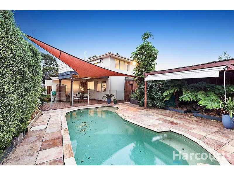 913 High Street Road, Glen Waverley VIC 3150