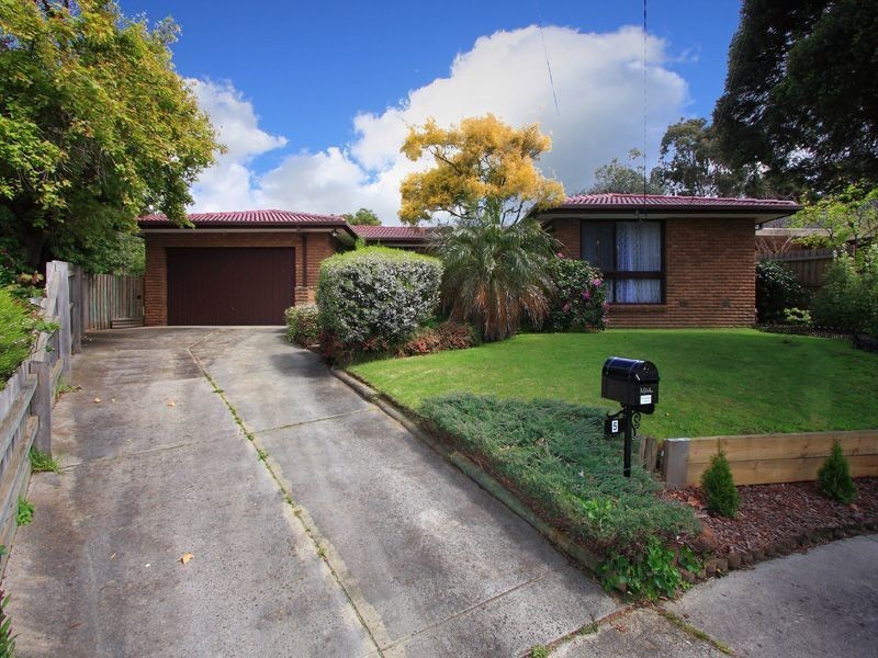 5 Groom Court, Glen Waverley VIC 3150