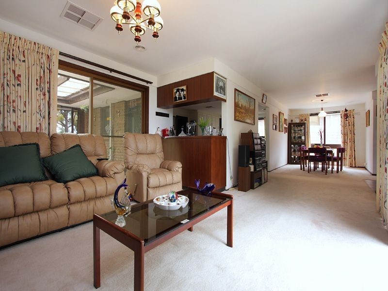 5 Groom Court, Glen Waverley VIC 3150