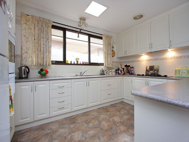 5 Groom Court, Glen Waverley VIC 3150