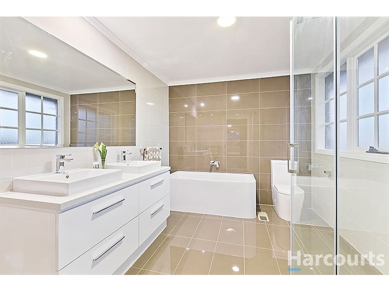 16 College Court, Glen Waverley VIC 3150