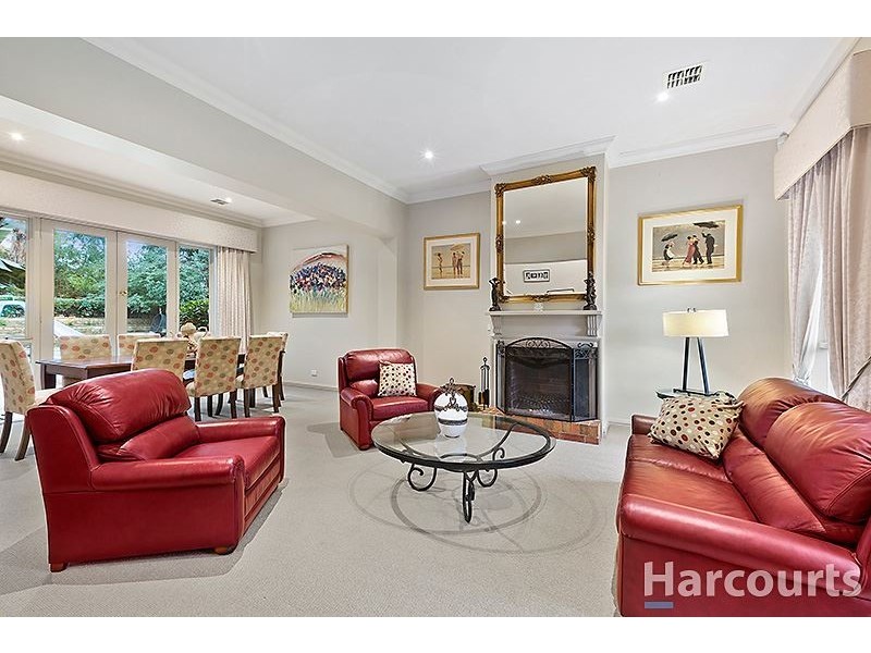 7 Winterton Drive, Wheelers Hill VIC 3150