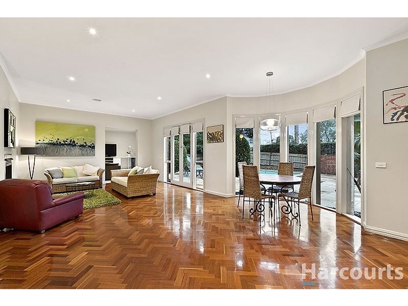 7 Winterton Drive, Wheelers Hill VIC 3150