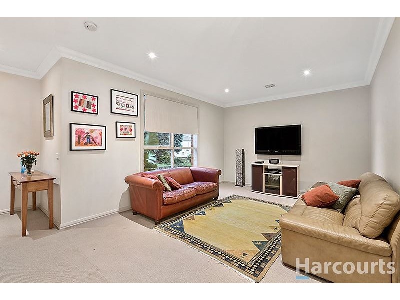 7 Winterton Drive, Wheelers Hill VIC 3150