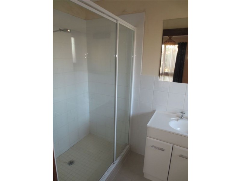 17 Chivalry Avenue, Glen Waverley VIC 3150