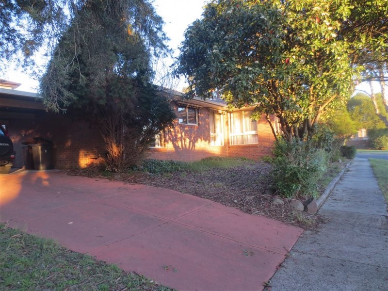 17 Chivalry Avenue, Glen Waverley VIC 3150