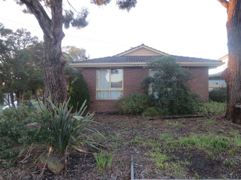 17 Chivalry Avenue, Glen Waverley VIC 3150