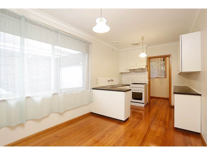 2/2 Munro Avenue, Mount Waverley VIC 3149