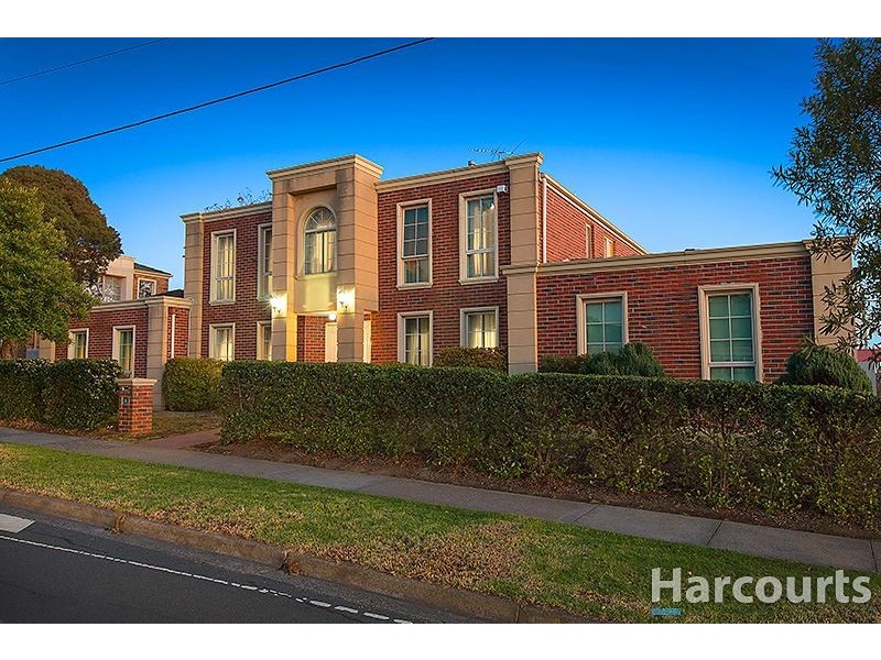 2 Avendon Boulevard, Glen Waverley VIC 3150