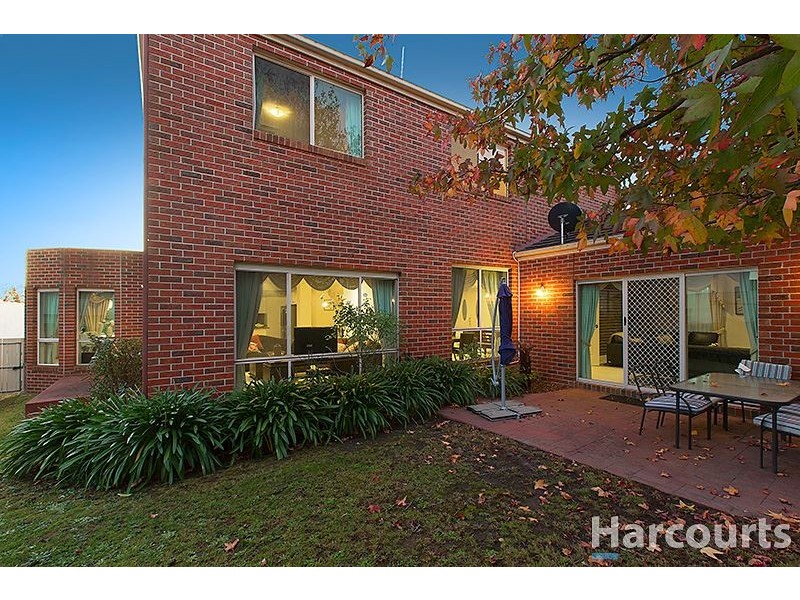 2 Avendon Boulevard, Glen Waverley VIC 3150