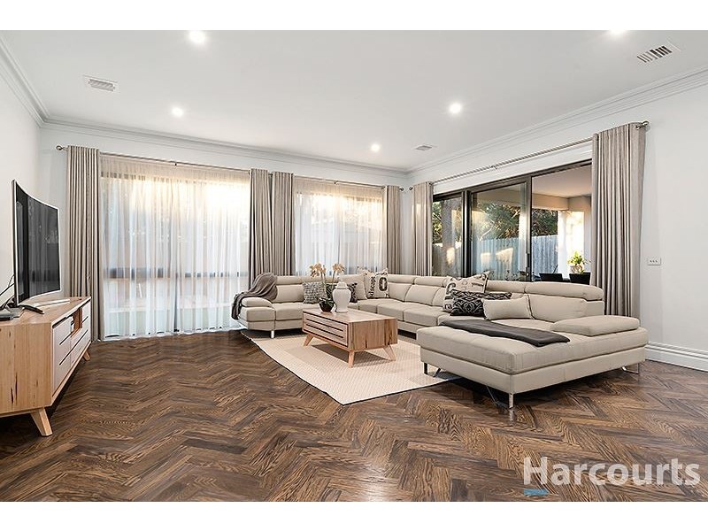 4 Sagan Court, Glen Waverley VIC 3150