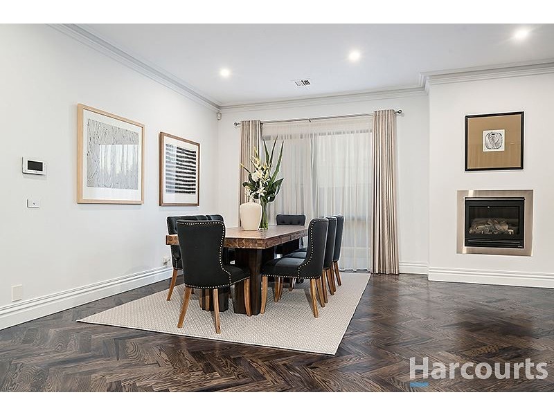 4 Sagan Court, Glen Waverley VIC 3150