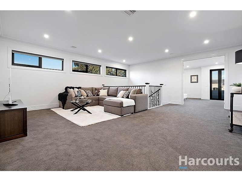 4 Sagan Court, Glen Waverley VIC 3150