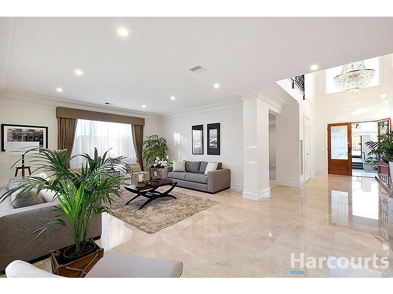 31 Rose Avenue, Glen Waverley VIC 3150