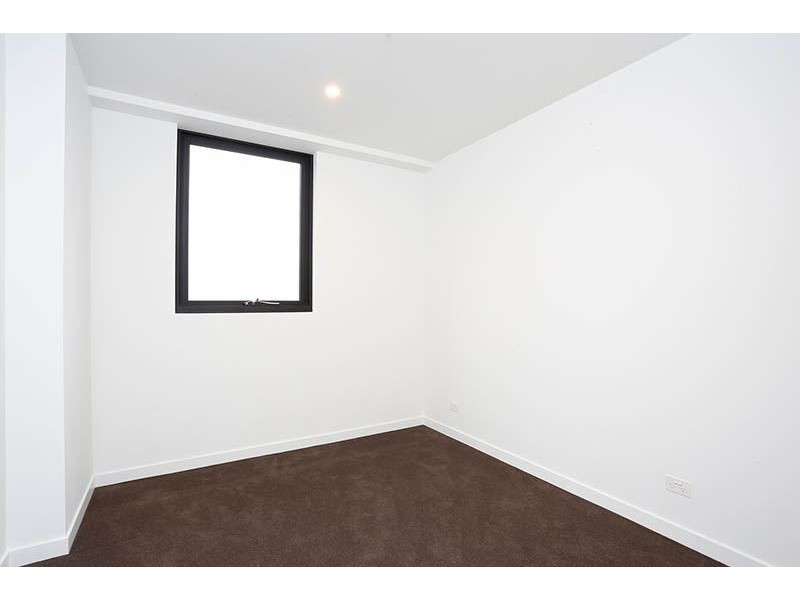 608/5 Sovereign Point Court, Doncaster VIC 3108