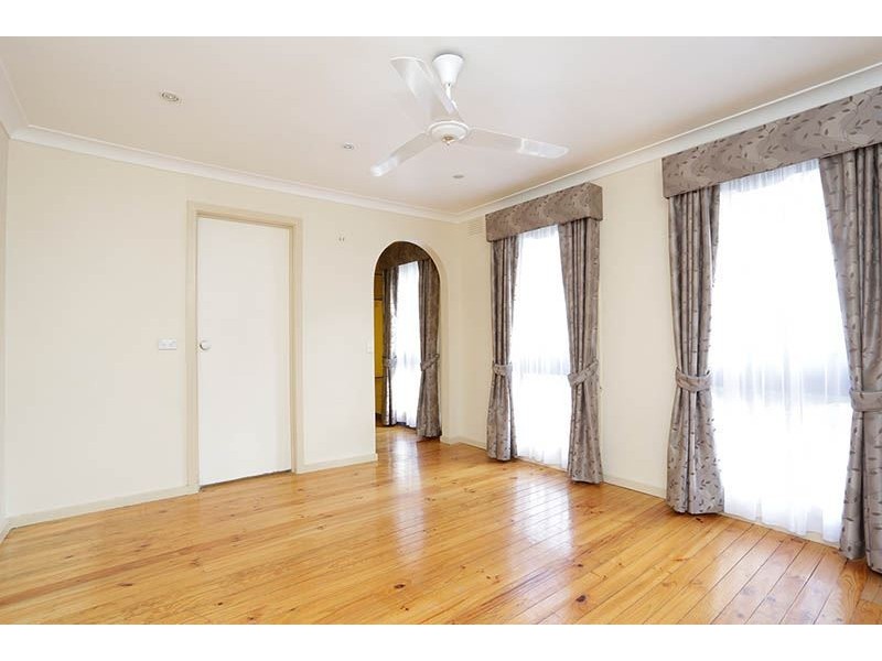 5 Grail Court, Glen Waverley VIC 3150