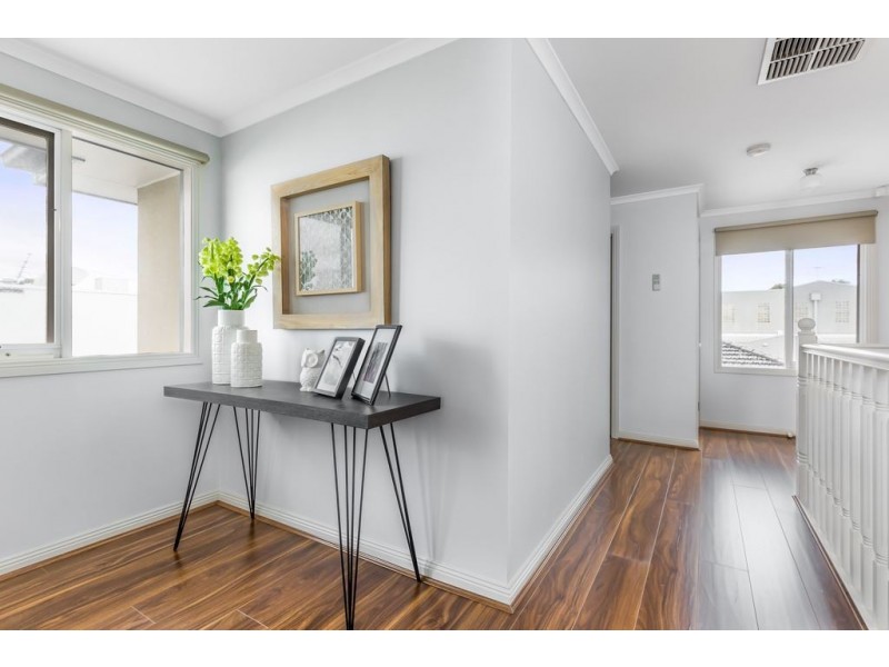 2/112 Bogong Avenue, Glen Waverley VIC 3150