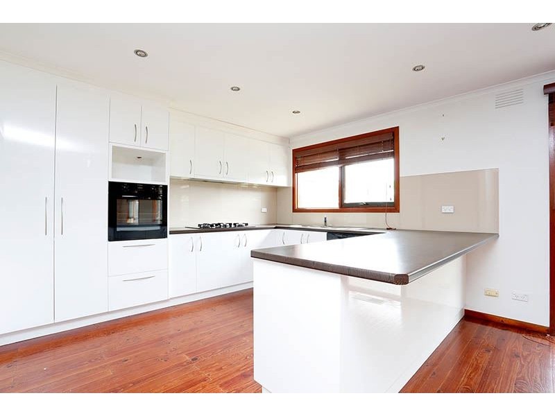 56 Fernbank Crescent, Mulgrave VIC 3170