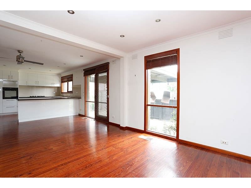 56 Fernbank Crescent, Mulgrave VIC 3170